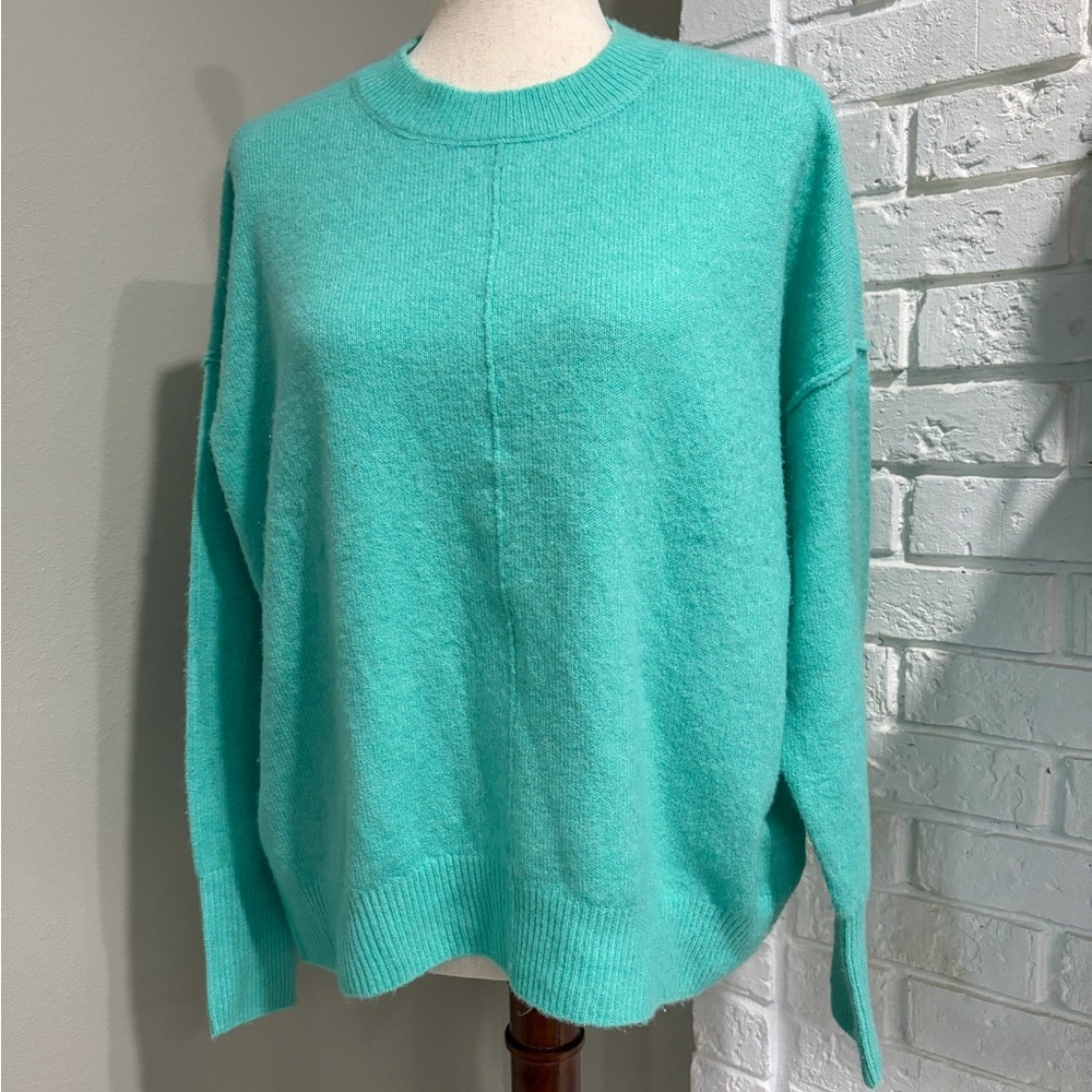 Women’s Vince Camuto Relaxed Crewneck Sweater in Aqua